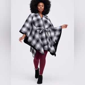 Torrid Ruana Poncho Wrap Black & White Reversible Belted Plaid One Size NWT